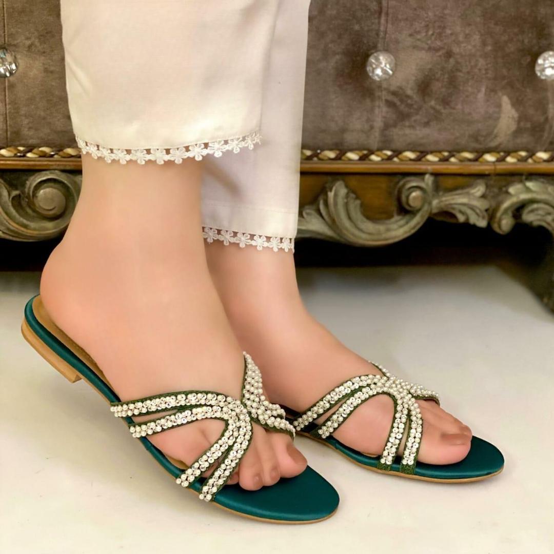 Women's Casual Embroidered Fabric Slippers - 1 Pair