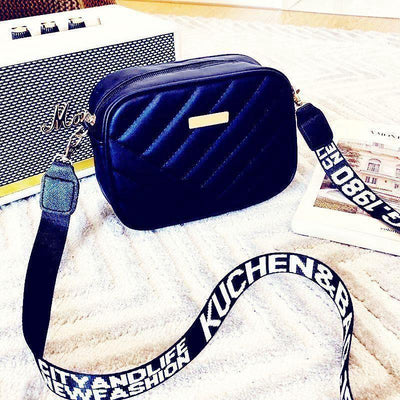 Chic Women's 1 Pc Multicolor Leather Crossbody Bag