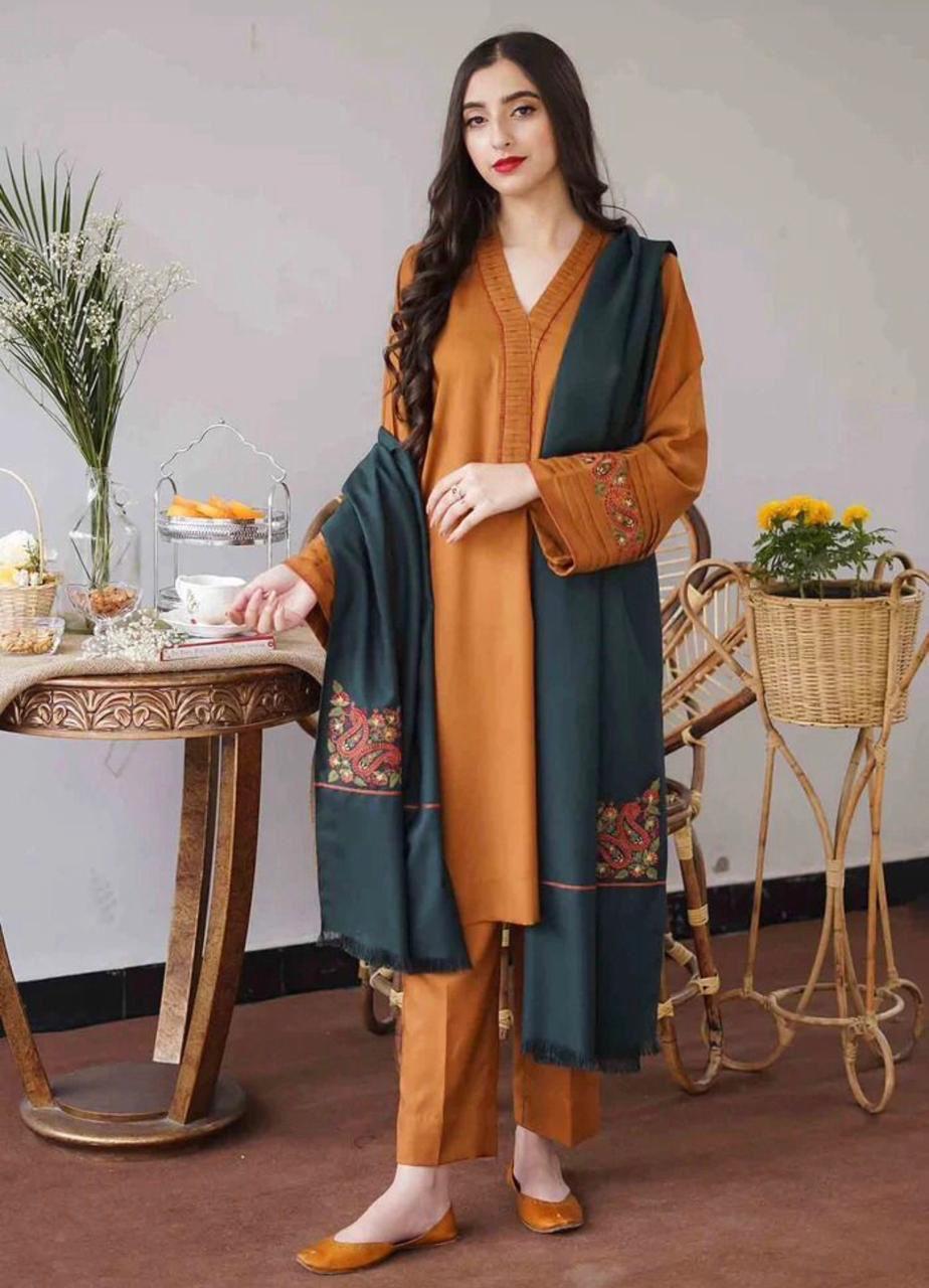 3 Pcs Women's Unstitched Dhanak Embroidered Suit