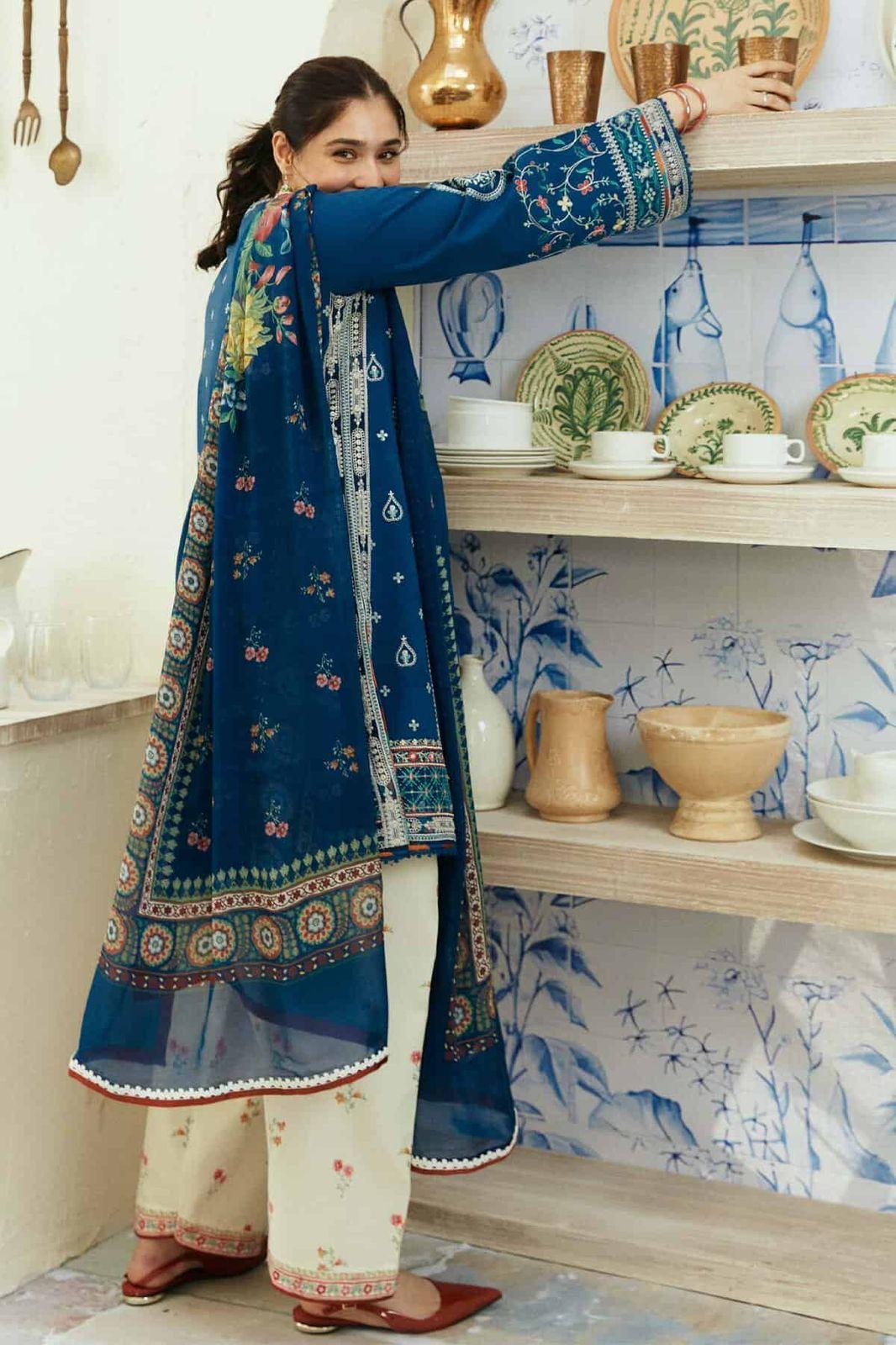 3 Pcs Women's Unstitched Embroidered Suit