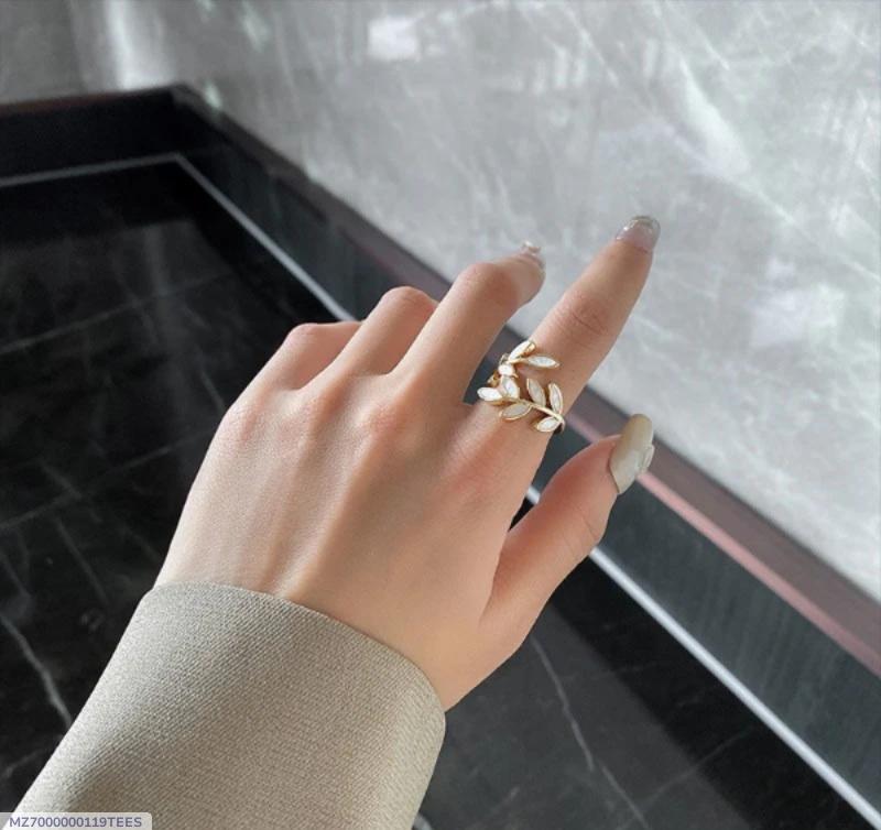 Leaf Design Adjustable Ring