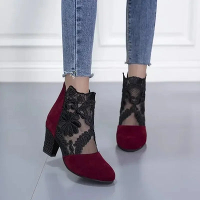 Women's Lace Heeled Shoes